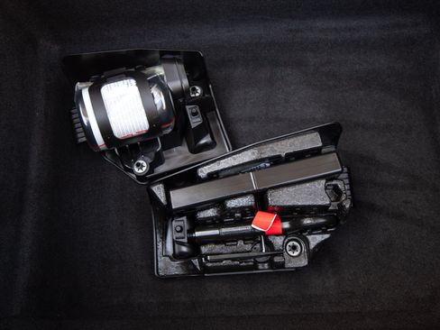 Used 2018 Porsche 911 Turbo S image 33