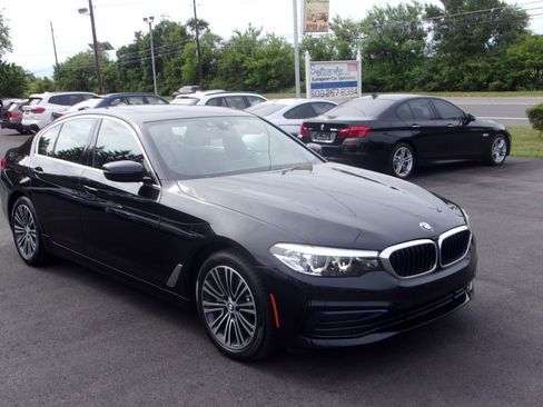 Used 2019 BMW 530i xDrive UNAVAIL AWD/4WD image 1