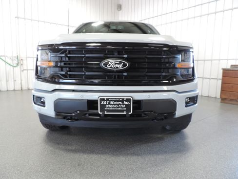 Used 2024 Ford F150 XLT AWD/4WD image 6