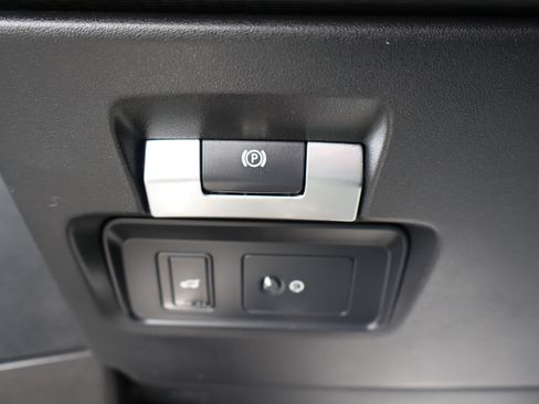 Used 2022 Land Rover Range Rover Evoque R-Dynamic S image 26