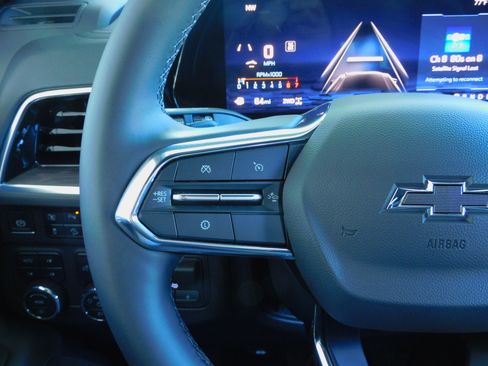 Used 2025 Chevrolet Tahoe Z71 image 17