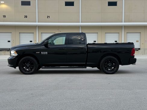 Used 2014 RAM 1500 ST RWD image 6