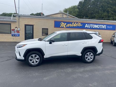Used 2024 Toyota RAV4 LE image 2