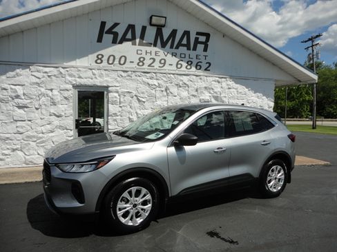 Used 2023 Ford Escape AWD Active image 6