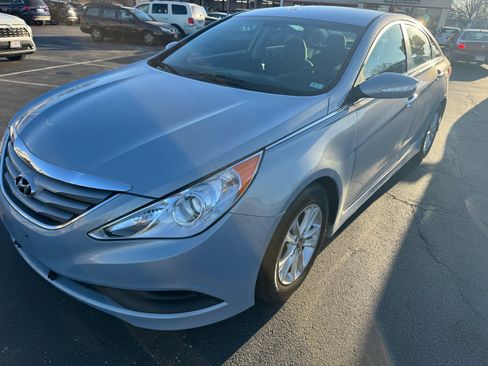 Used 2014 Hyundai Sonata GLS image 9