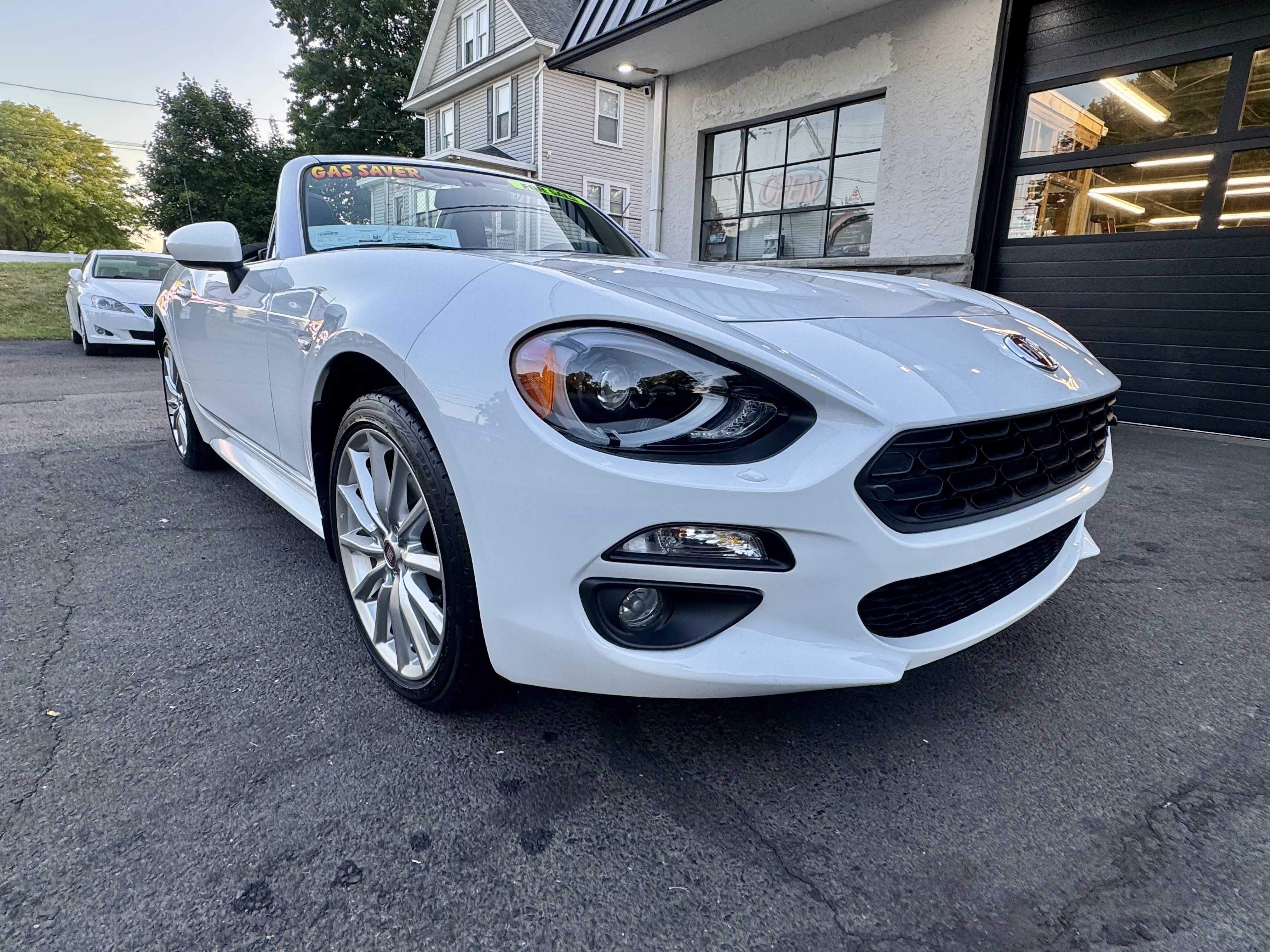 Used 2020 FIAT 124 Spider Lusso Convertible 2D RWD image 2