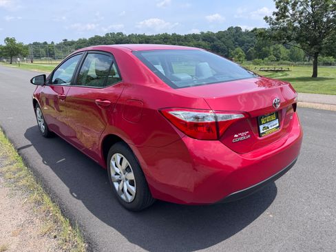 Used 2015 Toyota Corolla LE image 27