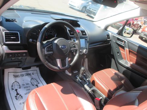 Used 2017 Subaru Forester 2.0XT Touring image 5