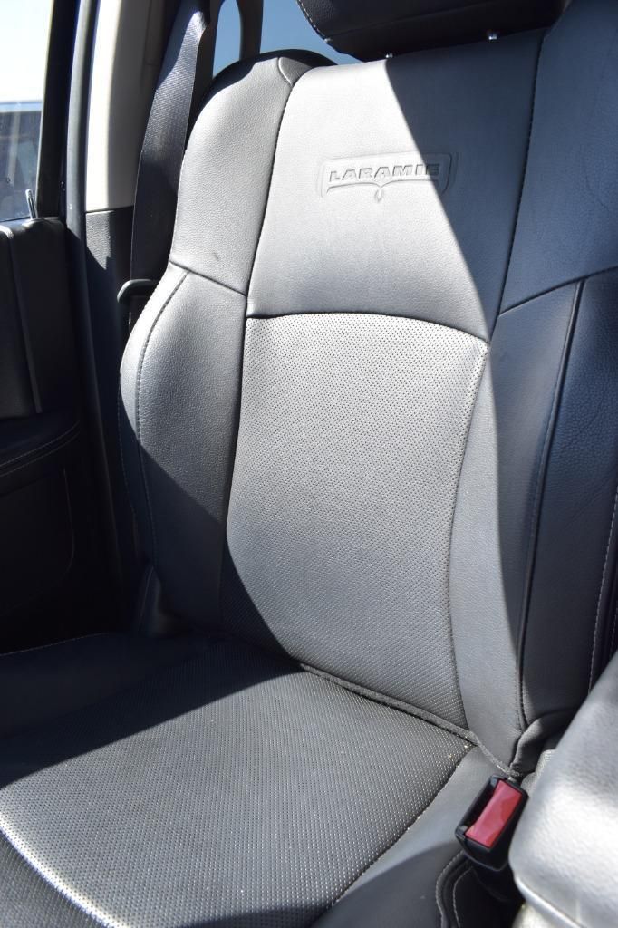 Used 2017 RAM 3500 Laramie RWD image 12