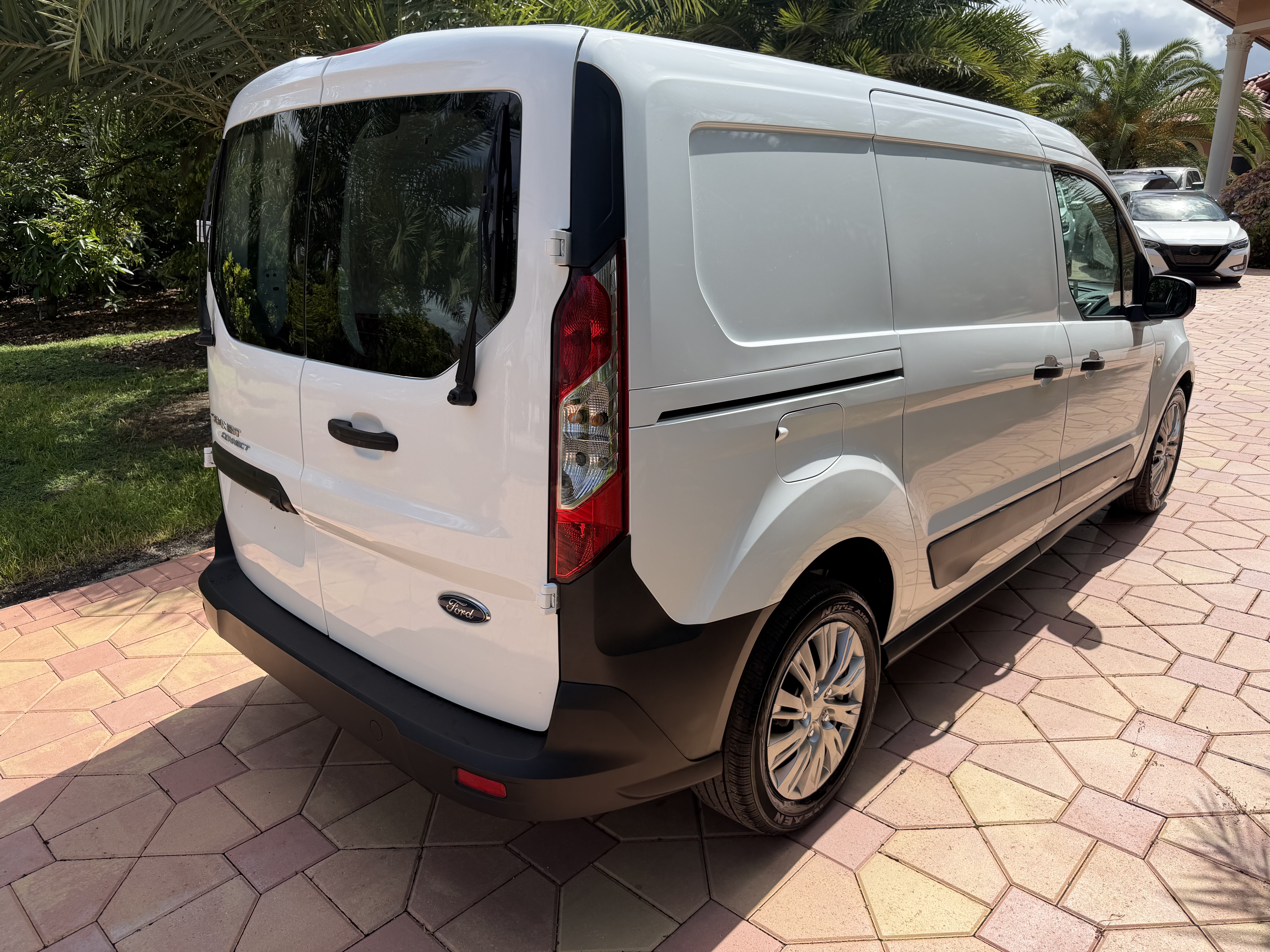 Used 2022 Ford Transit Connect XL Long Wheel Base FWD image 4