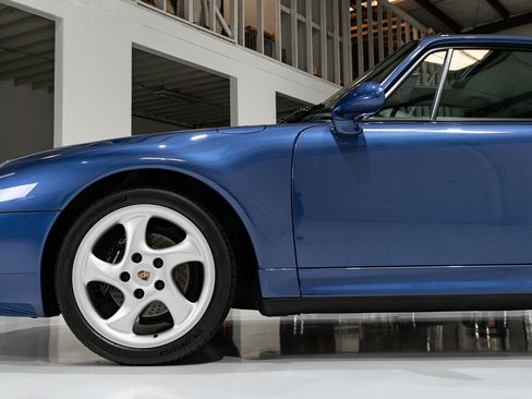 Used 1998 Porsche 911 Carrera S image 10