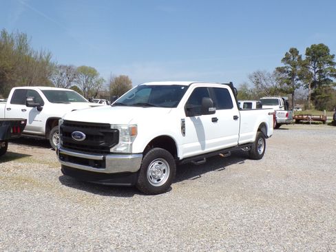 Used 2022 Ford F250 XL image 1