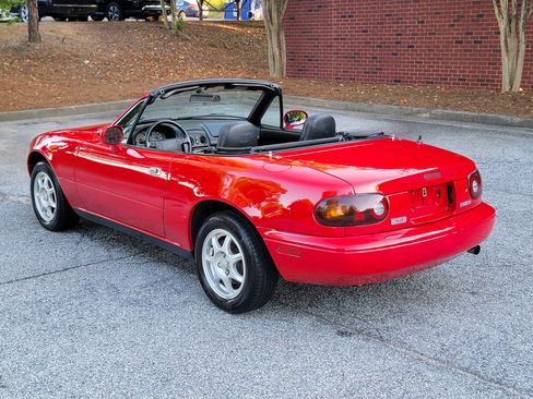 Used 1997 MAZDA MX-5 Miata UNAVAIL RWD image 11
