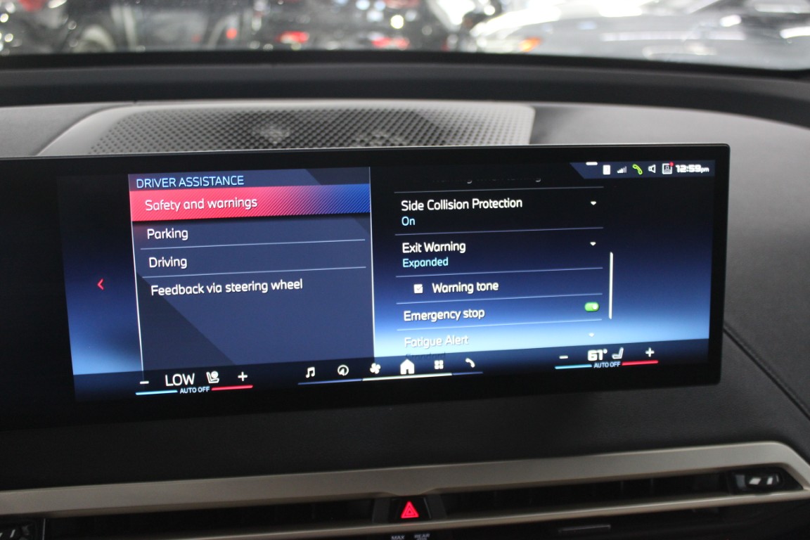 Used 2024 BMW iX M60 AWD/4WD image 22