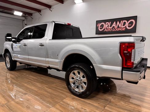 Used 2017 Ford F250 Platinum image 9