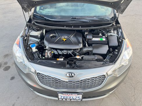 Used 2016 Kia Forte EX image 24