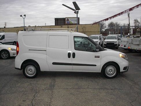 Used 2022 RAM ProMaster City Tradesman image 3
