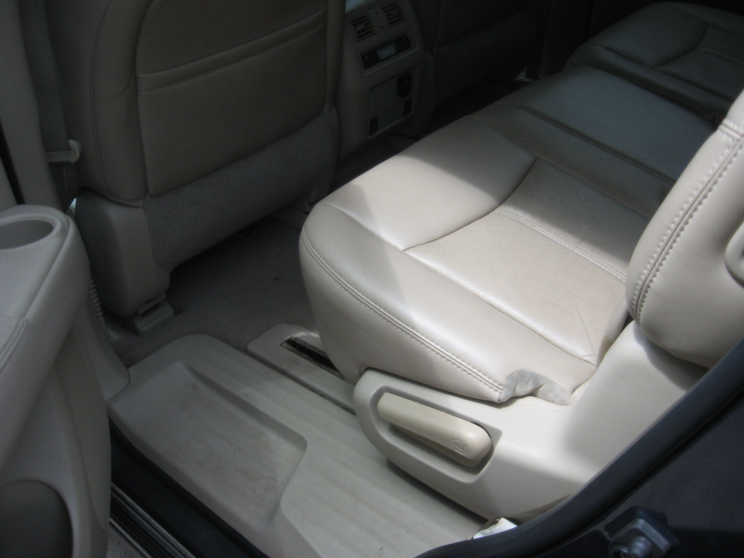 Used 2015 Nissan Pathfinder 4WD image 7