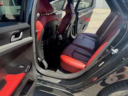 Used 2024 Kia K5 GT-Line image 12