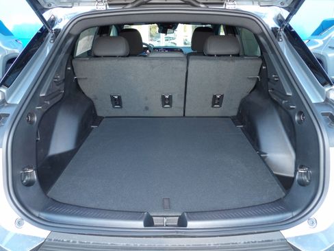 New 2026 Chevrolet Equinox EV LT image 38