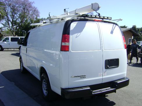 Used 2014 Chevrolet Express 3500 UNAVAIL RWD image 5