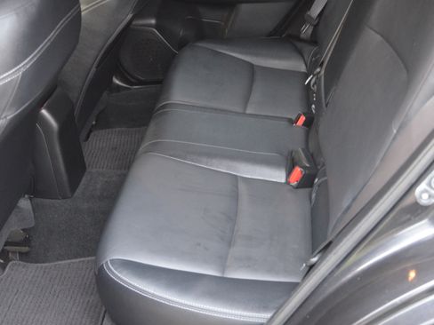 Used 2014 Subaru XV Crosstrek 2.0i Limited AWD/4WD image 9