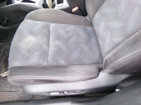 Used 2015 Nissan Rogue SV image 9