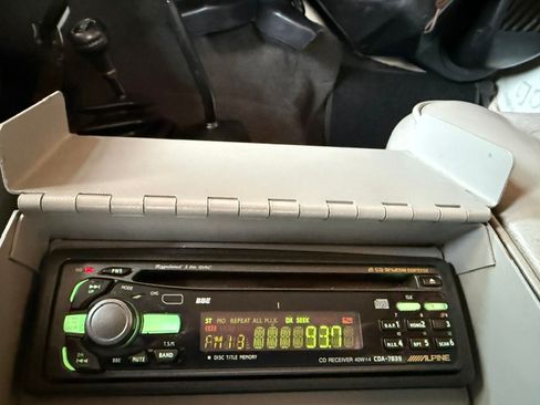 Used 1991 Jeep Wrangler 4WD S image 16