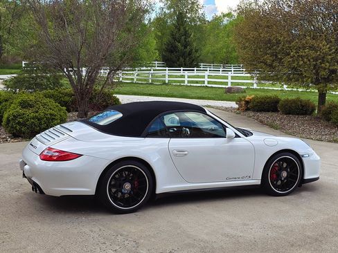 Used 2012 Porsche 911 Carrera GTS Cabriolet RWD image 9