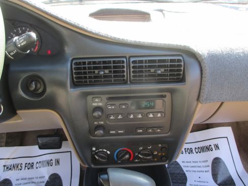 Used 2003 Chevrolet Cavalier LS image 5