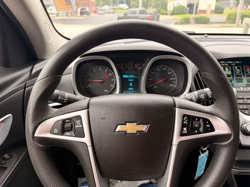 Used 2016 Chevrolet Equinox LT image 11