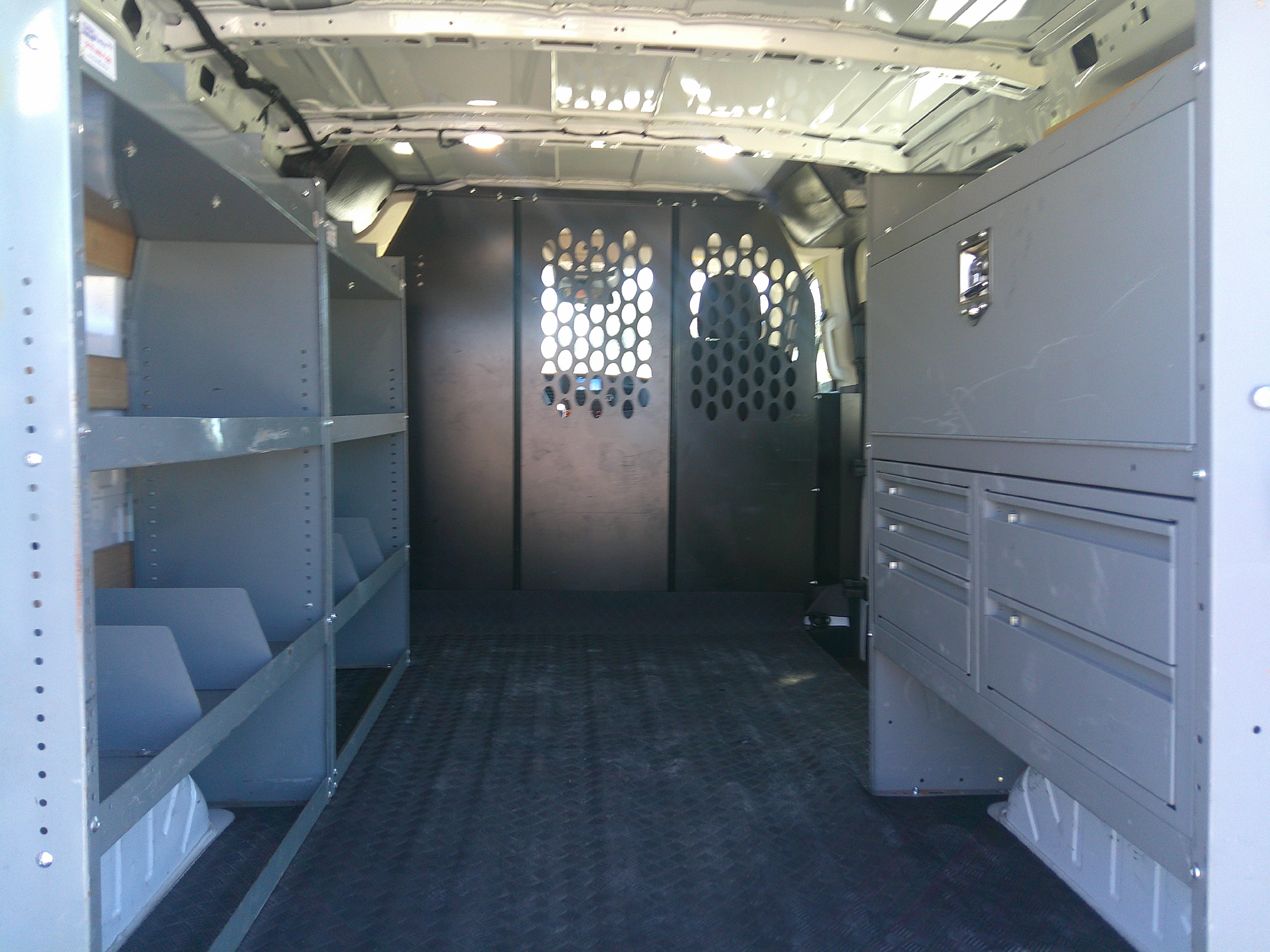 Used 2025 Ford Transit 250 Low Roof RWD image 15