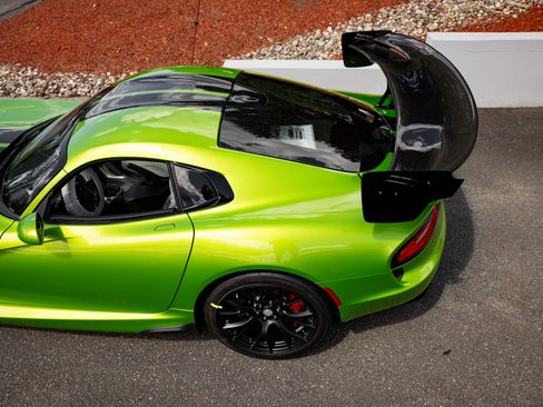 Used 2017 Dodge Viper GTC image 34