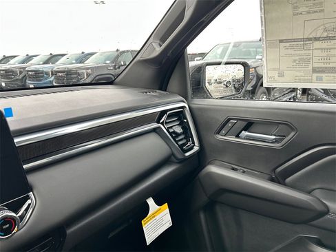 New 2026 GMC Canyon Elevation image 25