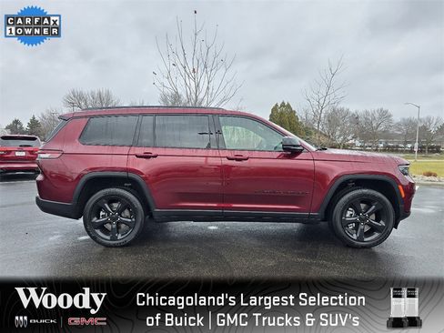 Used 2024 Jeep Grand Cherokee L Laredo image 9