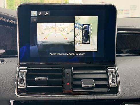 Used 2020 Lincoln Navigator Reserve image 13