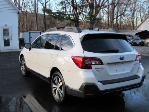 Used 2019 Subaru Outback 2.5i Limited image 7