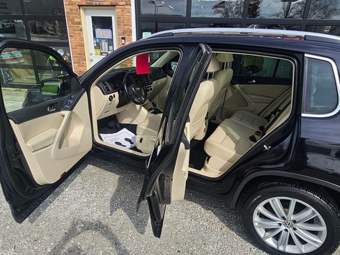 Used 2013 Volkswagen Tiguan image 8