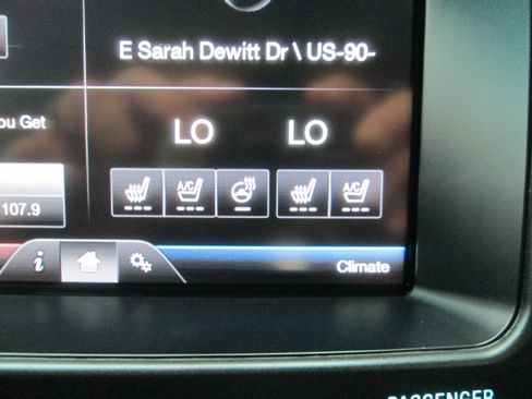 Used 2015 Ford Explorer FWD Limited image 27