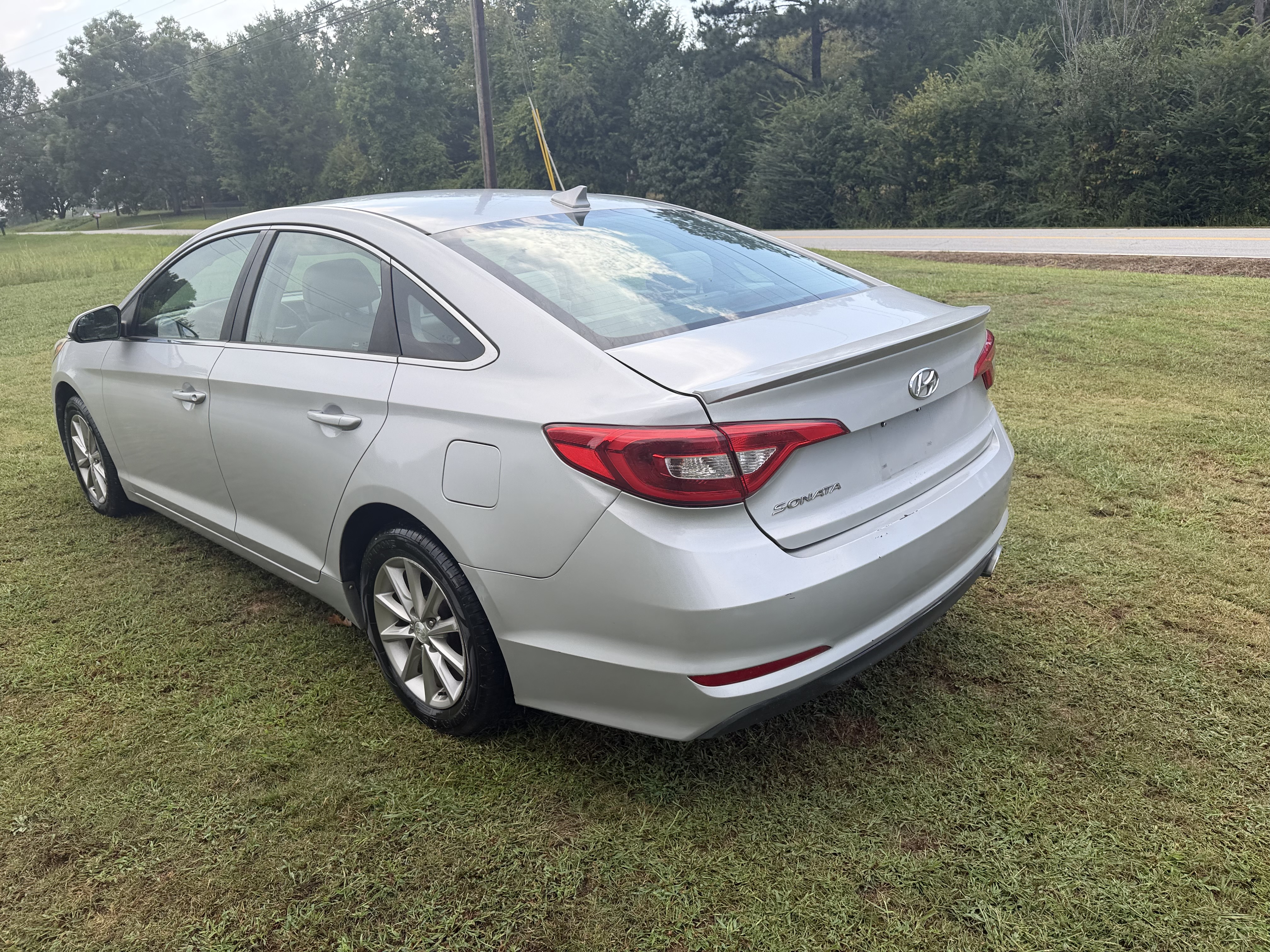 Used 2016 Hyundai Sonata SE FWD image 26