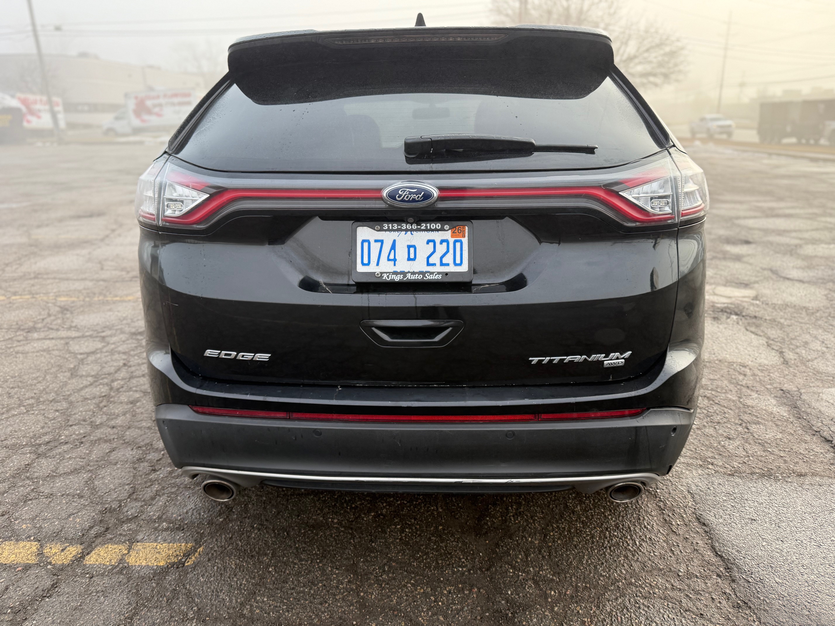 Used 2018 Ford Edge Titanium AWD/4WD image 5