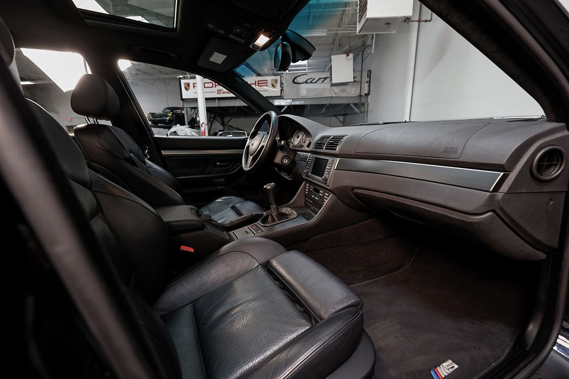 Used 2003 BMW M5 RWD image 10