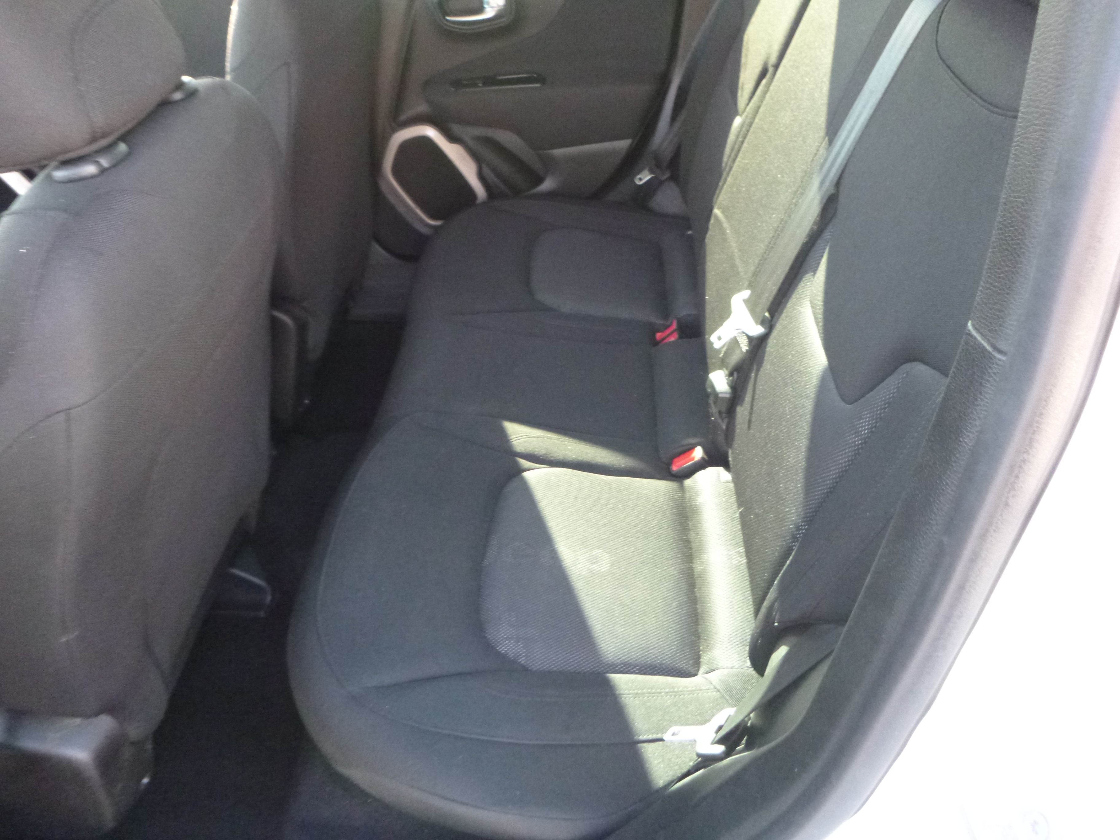 Used 2016 Jeep Renegade 4WD Sport image 14