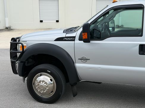 Used 2012 Ford F550 image 26