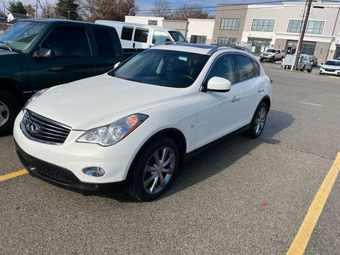 Used 2015 INFINITI QX50 Journey image 4