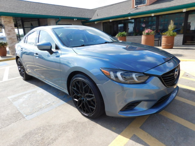 Used 2017 MAZDA MAZDA6 Touring FWD image 2