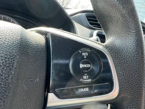 Used 2017 Honda CR-V LX image 12