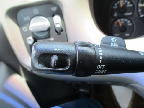Used 2003 Chevrolet S10 Pickup 2WD Regular Cab image 27