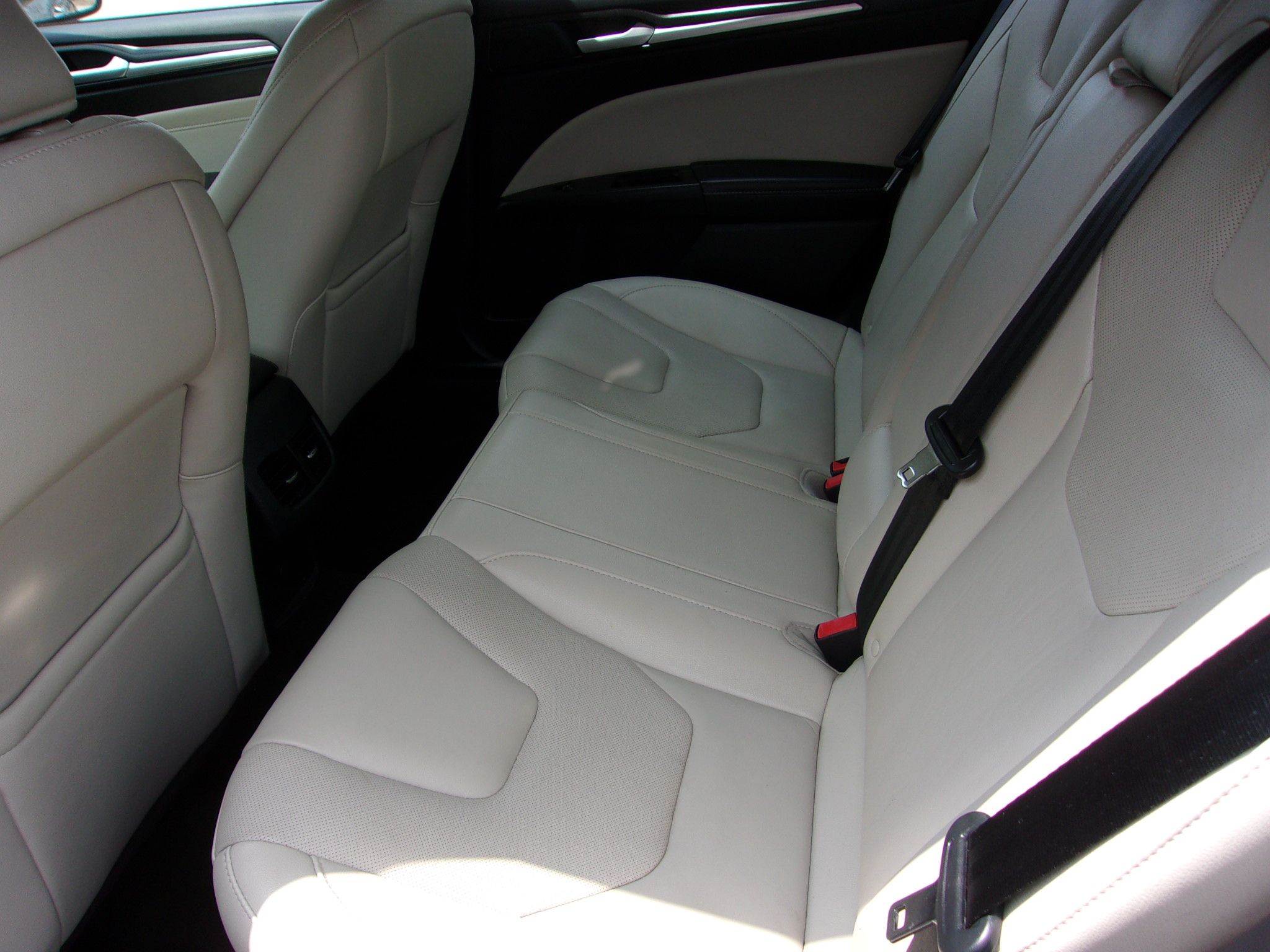 Used 2018 Ford Fusion AWD image 5
