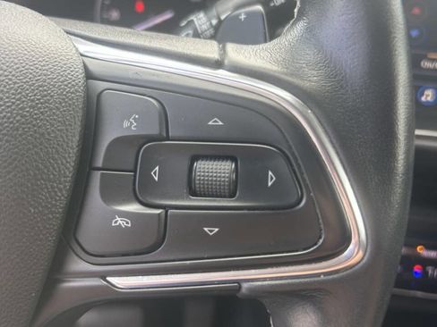 Used 2021 Buick Envision Essence image 17